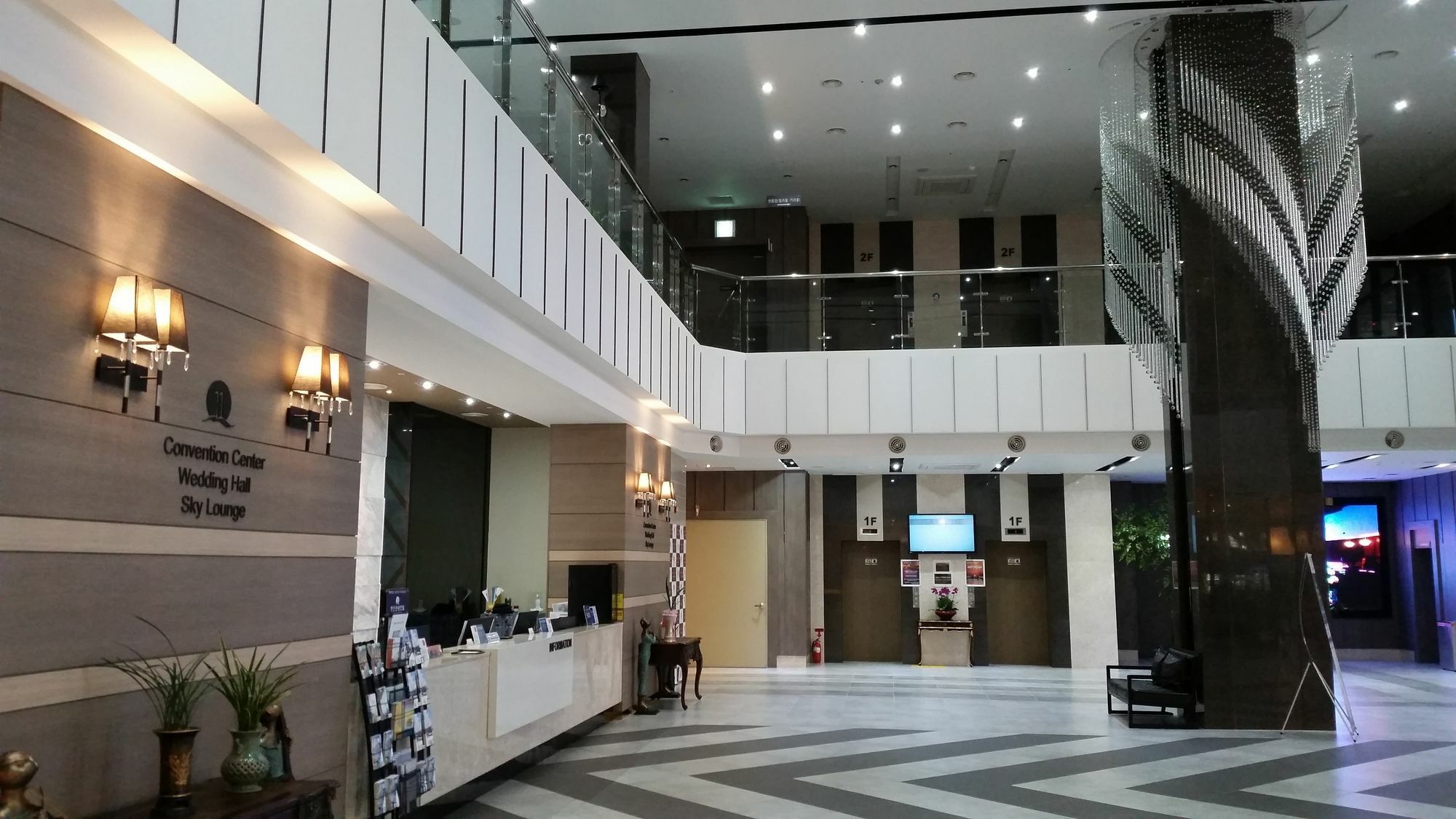 东海市 金轩进旅游饭店酒店 外观 照片